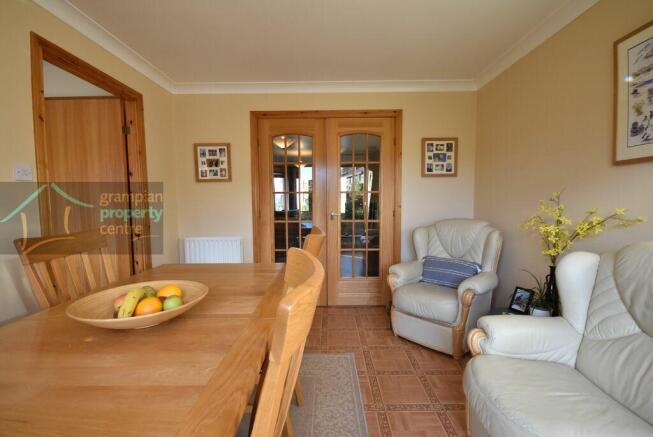 dining room 2.JPG