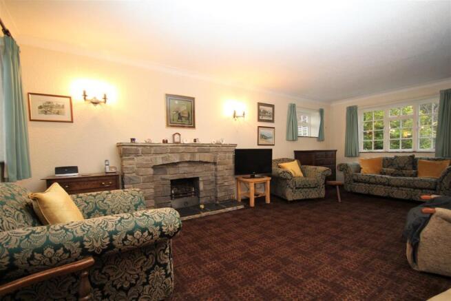 Living/Dining Room