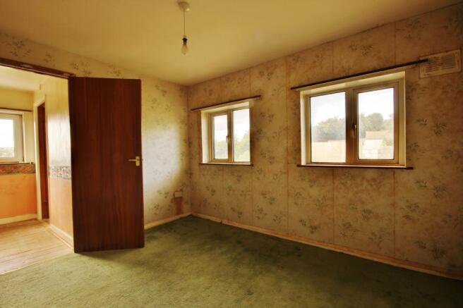 Bedroom 2 (Double)