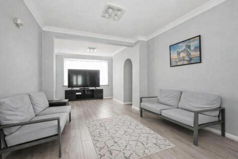 Bramblewood Close, Carshalton, SM5