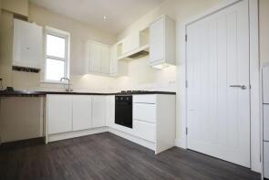 8d, Heron Court Road, Bournemouth BH3 7LL