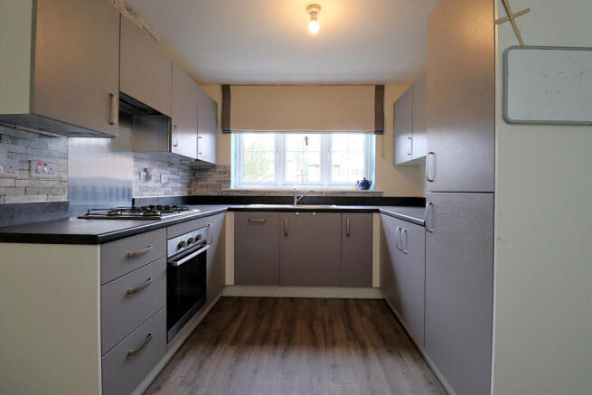 3 bed Semi-Detached for sale Image 5