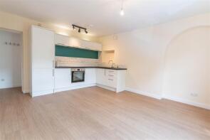 2, Meadow View, London Road, Thrupp, Stroud GL5 2BL