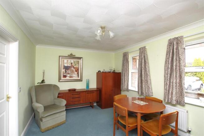 Dining Room.JPG