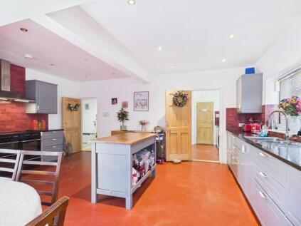 Clayhill Road, Burghfield Common, RG7
