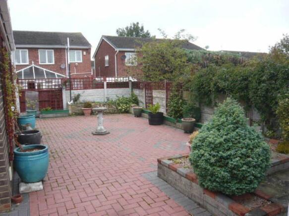 Photo 8