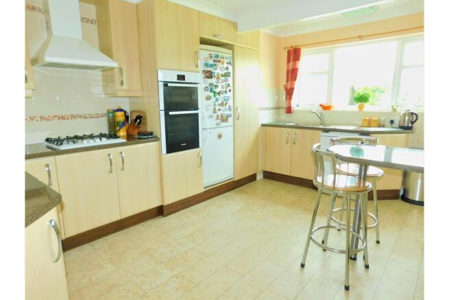 Kitchen / Breakfast