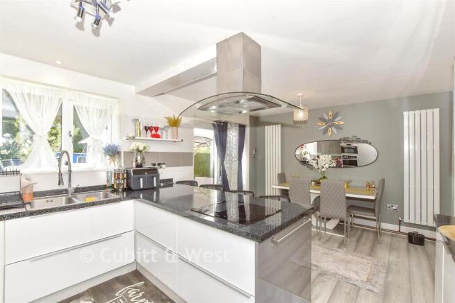 Kitchen/ Diner