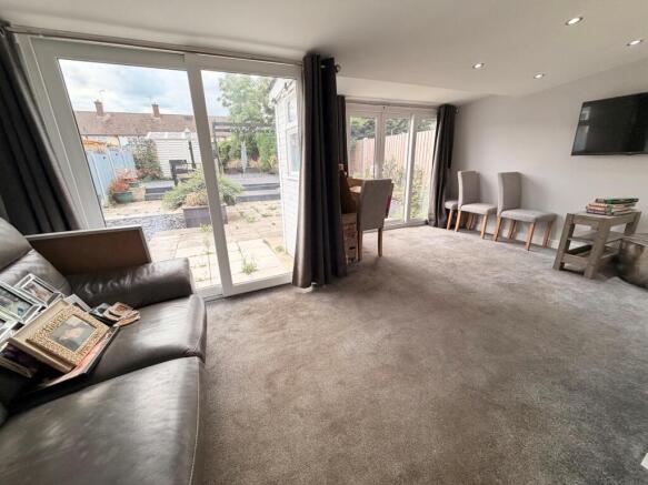 Dalroy Close, South Ockendon, Thurrock photo 4