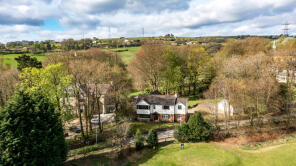 Beechcroft, Hollymount Lane, Greenmount, Tottington BL8 4HP