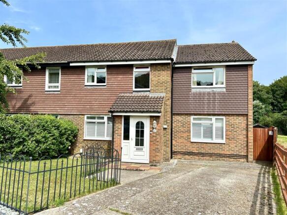 Thornbush Crescent 2.jpg