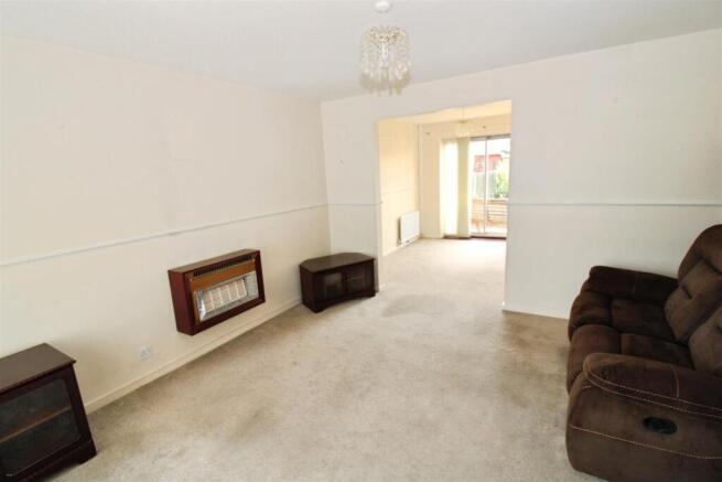 3 bed Semi-Detached for sale Image 5