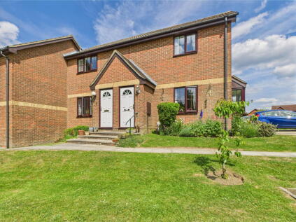 Oak Tree Way, Horsham, RH13 6EQ