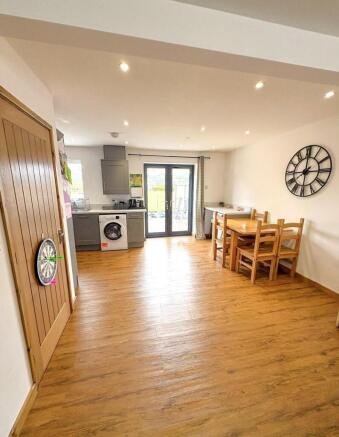 Living Room/Kitchen
