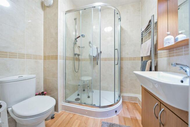 Shower Room.jpg