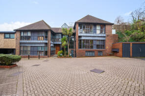 Penthouse 1, Capitol House, Old Station Approach, Winchester SO23 0AL