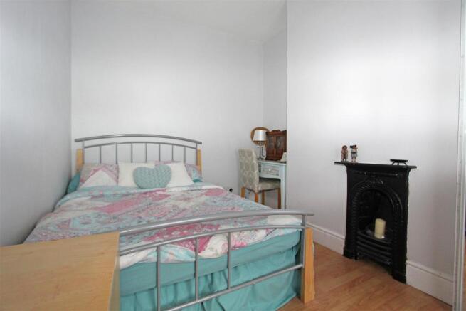 Bedroom 2.jpg