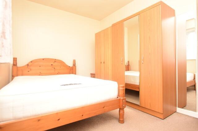 1 bed Apartment to rent Image 5