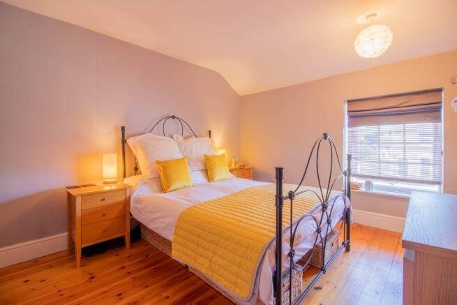 Bedroom 2 (Double)