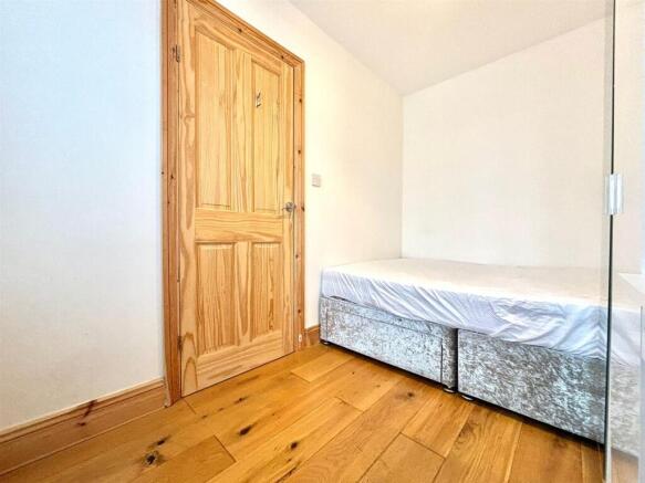 Bedroom 3,2.jpeg