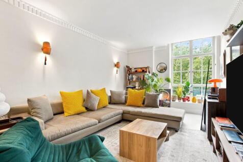 Bloomsbury Mansions, Russell Square, London, WC1B