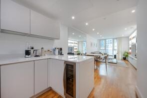 Apartment 1001, 71 Altitude Point, Alie Street, London E1 8NF