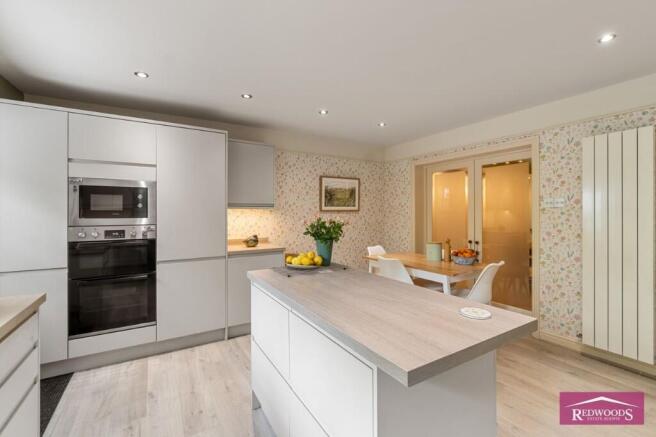 4 bed Barn Conversion for sale Image 10
