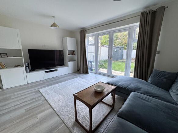 Hazelwell Avenue, Burton-On-Trent, DE14 photo 3