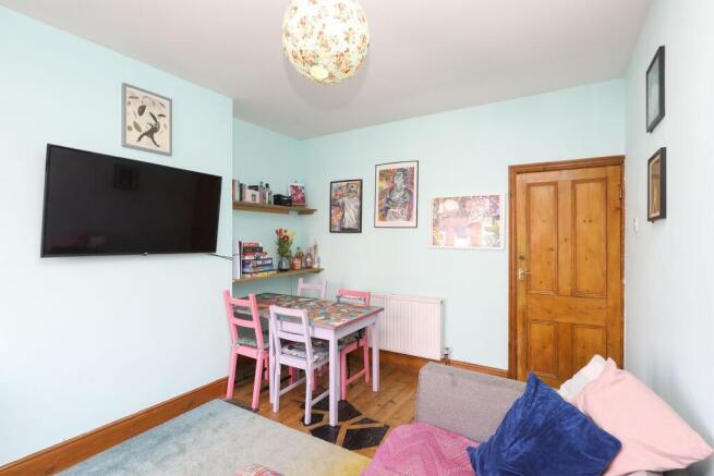 3 bed Terraced for sale Image 5