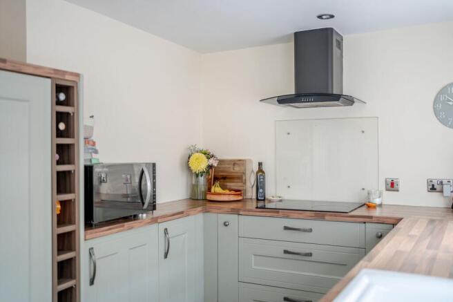 3 bed Terraced for sale Image 7