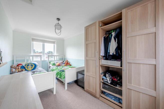 4 bed Semi-Detached for sale Image 7