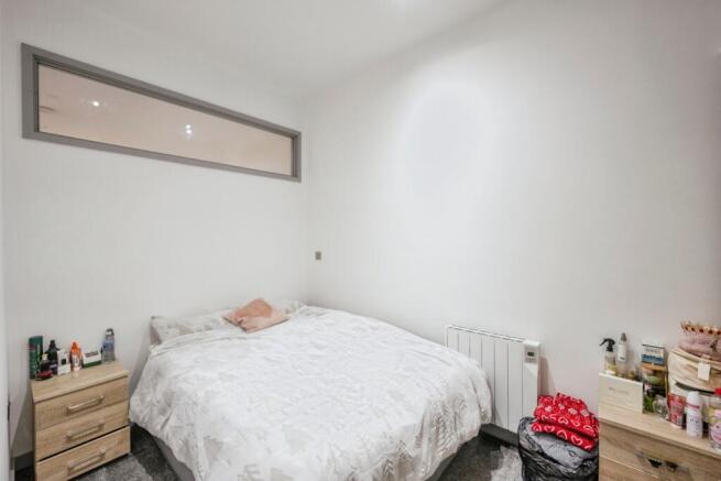 1 bed Flat for sale Image 8