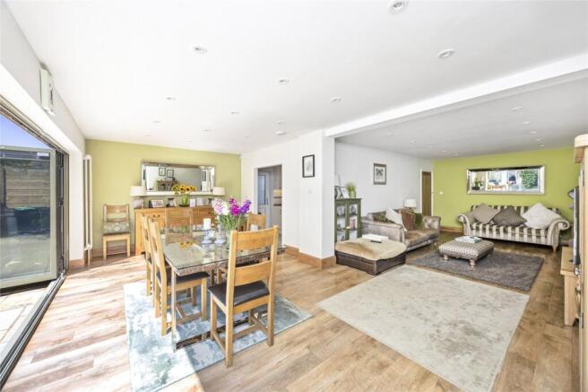 Offington Drive, Offington, Worthing, West Sussex, BN14 photo 4