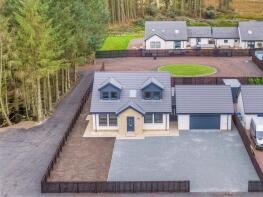 1, Hawks Close, Cleghorn, Lanark ML11 8NX