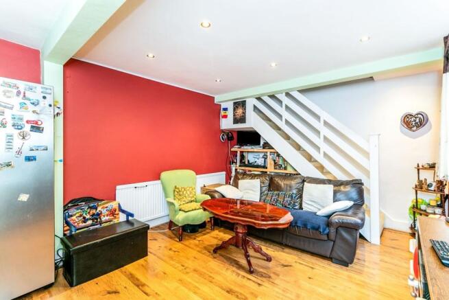 Lounge/Dining Room