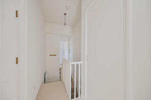 Flat B, 20, Thorpedale Road, London N4 3BL