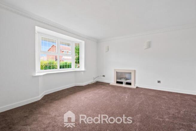 4 bed Detached to rent Image 5