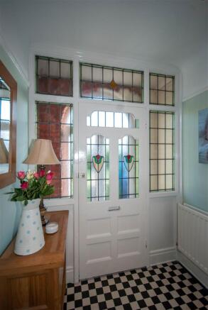 Entrance & Hallway