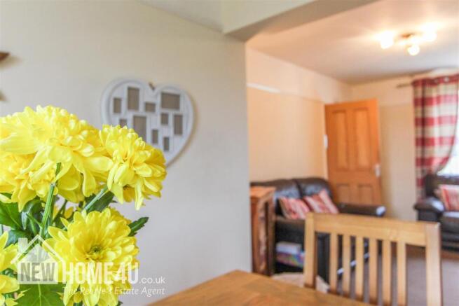 DINING ROOM: