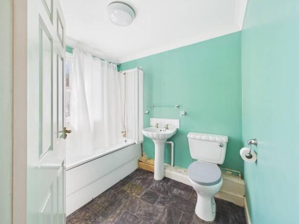 1 bed Apartment for sale Image 4
