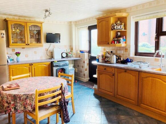 Kitchen/Breakfast Room