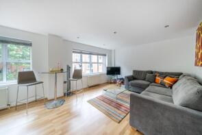 Flat 8, 168 Export House, Tower Bridge Road, London SE1 3LS