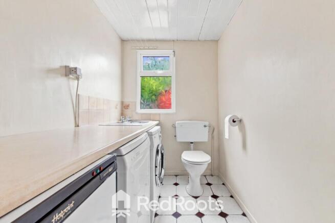 3 bed Detached for sale Image 12
