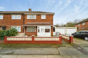 32, Salop Close, West Bromwich B71 2SB