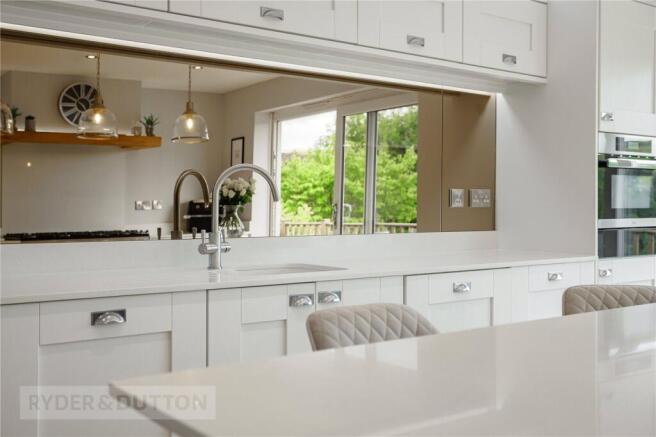 3 bed Detached Bungalow for sale Image 8