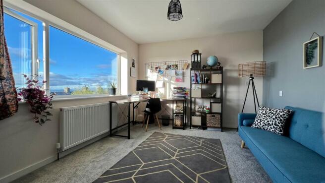 Study / Bedroom 4