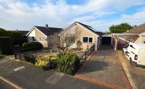 15, Edmunds Road, Cranwell, Sleaford NG34 8EL