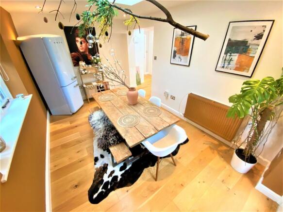 Dining Room.jpg