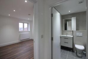Flat 5, 123 Jasper Court, Station Road, Hendon, London NW4 4PF