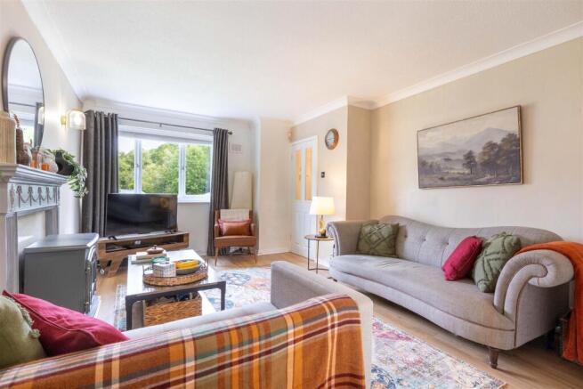 111 Nethercote Gardens 5.jpg